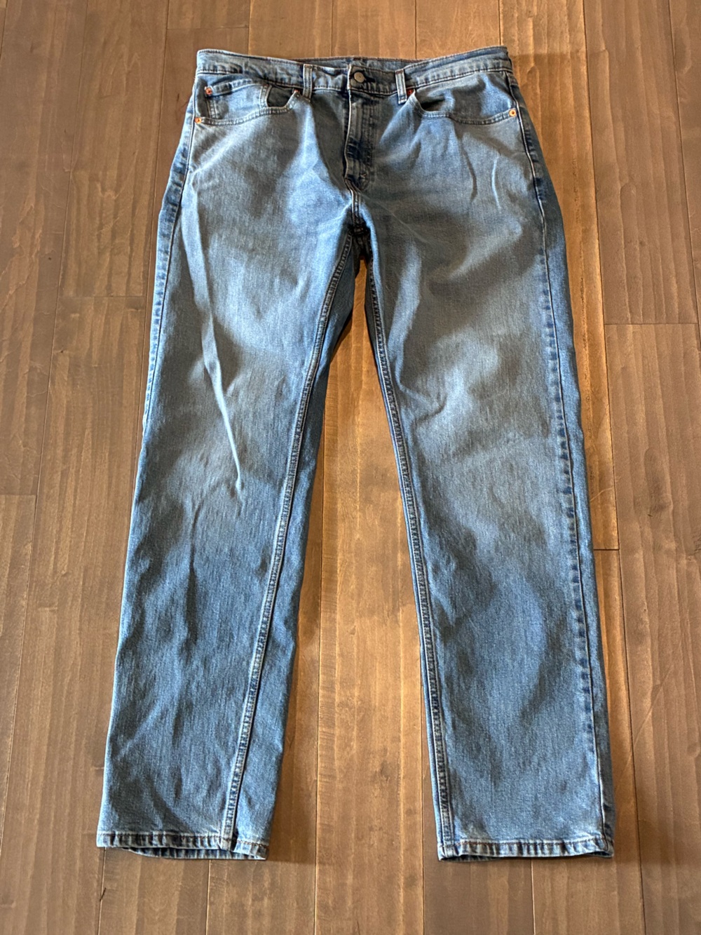 Levi's 505 Jeans Mens 36x34 Blue Light Wash Straight Zip Fly Denim Cotton